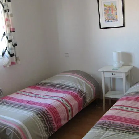 Quarante Quatre * Roquebrune-sur-Argens